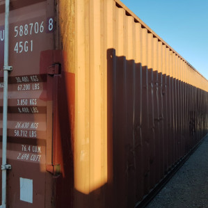 Морской контейнер 40 футов под бытовку